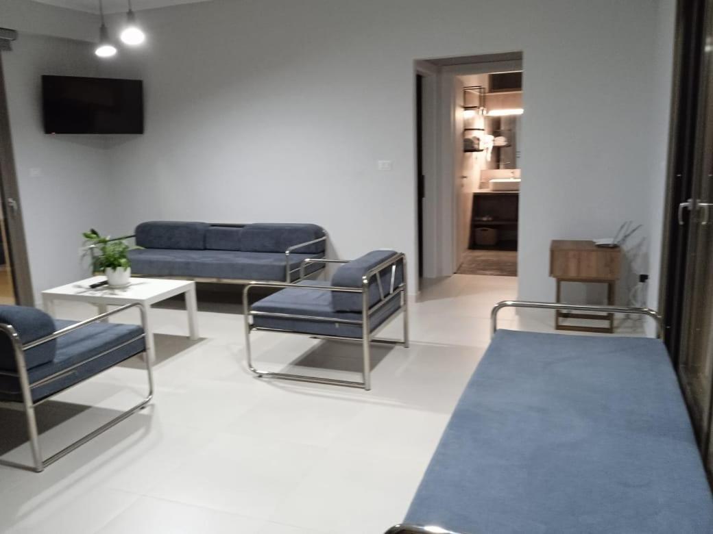 Υπόσκαφα Cave Concept Apartment Amolianí Luaran gambar